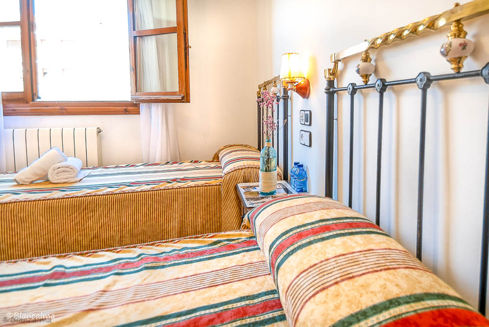 Hotel en Berlanga El Escalote en Posada Los Leones dos camas separadas