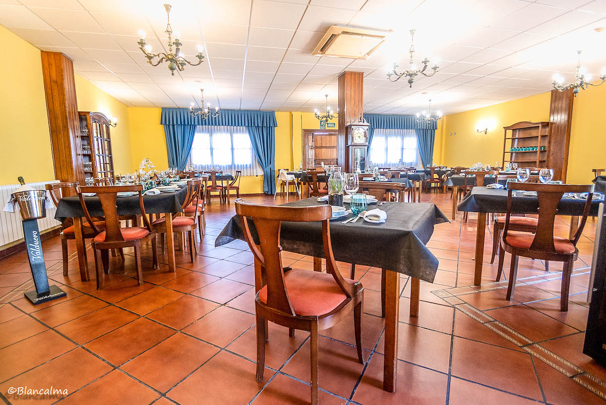 Restaurante en Berlanga de Duero Posada Los Leones mesa
