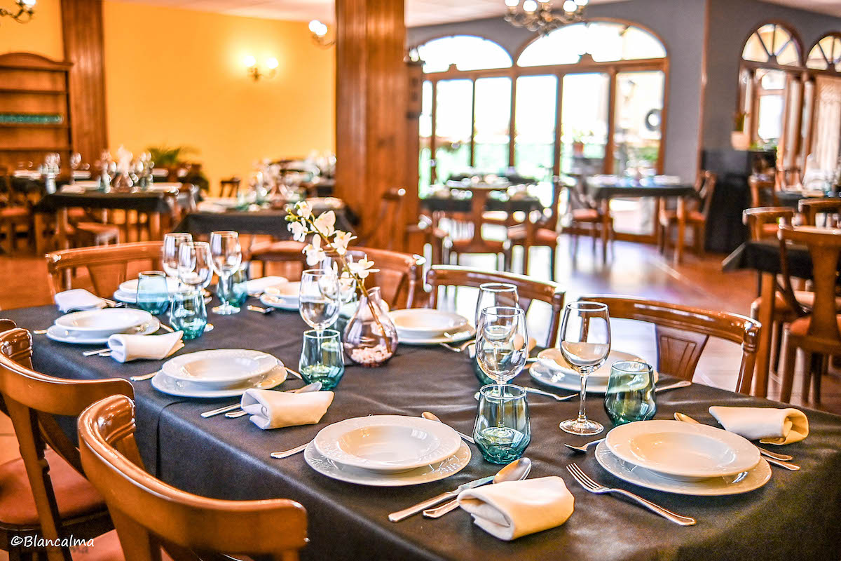 Restaurante en Berlanga de Duero Posada Los Leones mesas para grupos